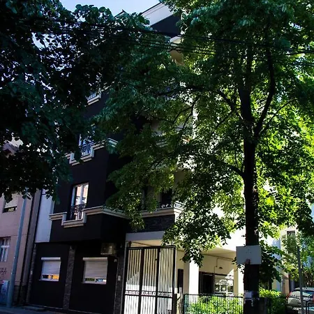 Mia Centar Κρούσεβατς