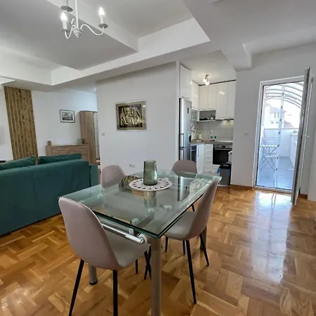 Apartment Mia Centar *