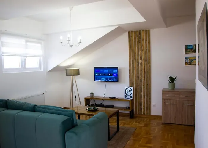 Mia Centar Апартаменты *