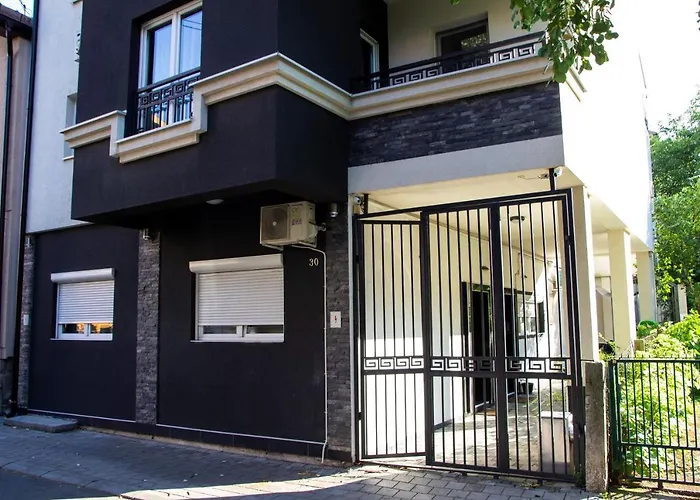 Апартаменты Mia Centar