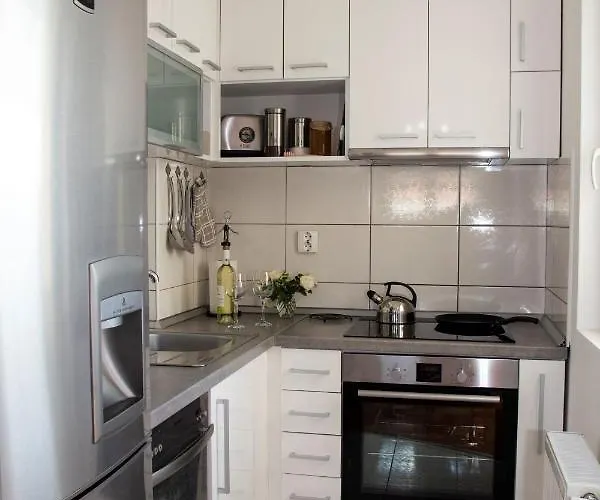 Mia Centar Апартаменты *