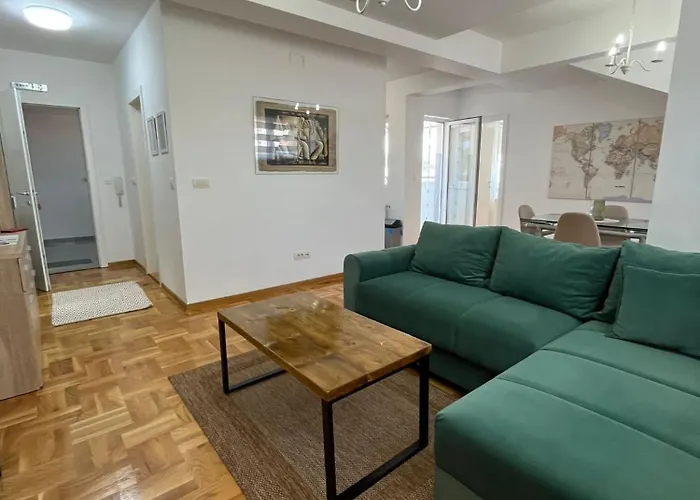 Mia Centar Апартаменты Крушевац