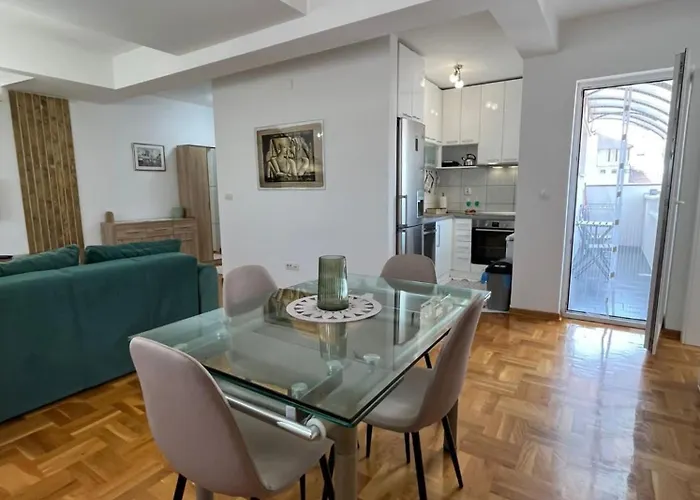 Апартаменты Mia Centar *