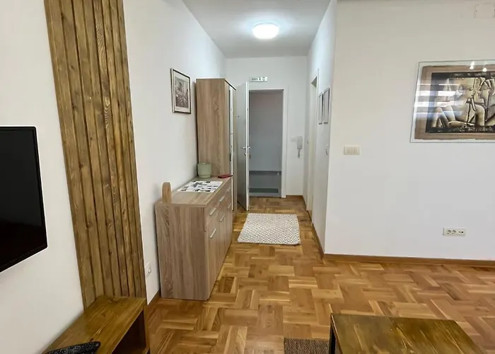 Апартаменты Mia Centar *